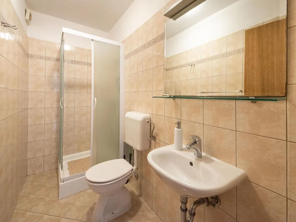 Studio Jasna-4 By Interhome Pinezici