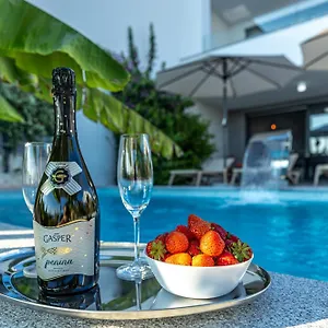 Luxury White Sails Villa