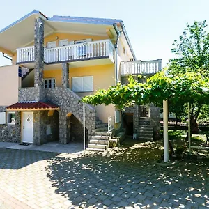 Posavec Apartment
